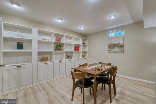 14 Stratford Garden Ct, Silver Spring MD 20904-1560 exterior