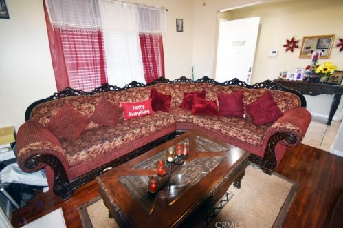 11842 Broad Oak Ct, El Mirage, CA 92301-4573