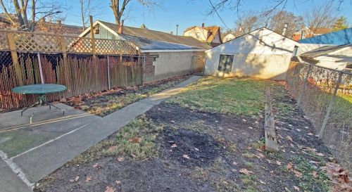 121 Forrer St, Cincinnati OH 45215-3049 exterior