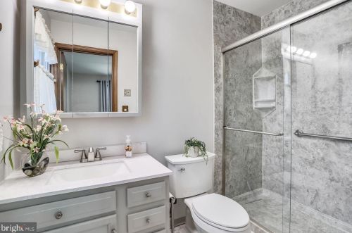 737 Sharpsburg Dr, Davidsonville MD 21035-1927 exterior