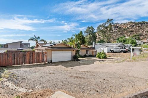 11248 Brockway St, El Cajon, CA 92021-1180