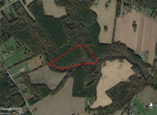 23 Greys Point Rd, Topping, VA 23169