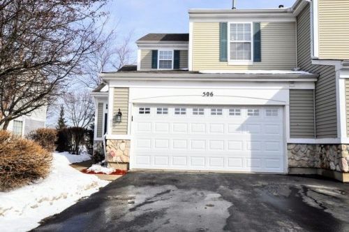506 Pinebrook Dr, Lemont, IL 60490-3121