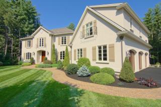 16 White Horse Dr, Rye, NH 03870-2360