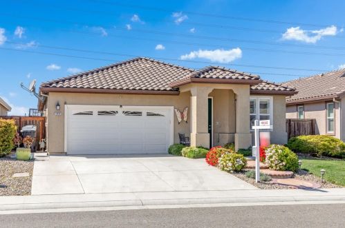 10484 Siltstone Way, Elk Grove, CA 95757-1667