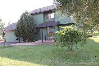 63285 Peterman Ln, Bend OR  97701-7910 exterior