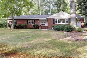 126 Winsome Haven Dr, Seaford, VA 23696-2322