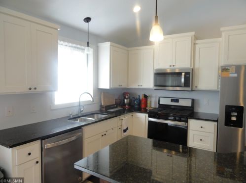 2018 English St, Saint Paul MN  55109-3427 exterior