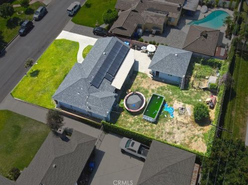9839 Pomering Rd, Downey, CA 90240-3706