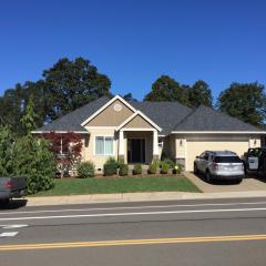 5825 Delaney Rd, Marion OR  97392-6000 exterior