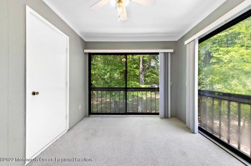 23 Manchester Ct, Tinton Falls NJ 07701-5490 exterior