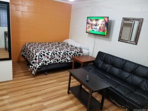 1712 Fern St, Honolulu HI  96826-3701 exterior