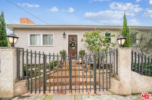 11902 Cedar Ave, Hawthorne, CA 90250-3020