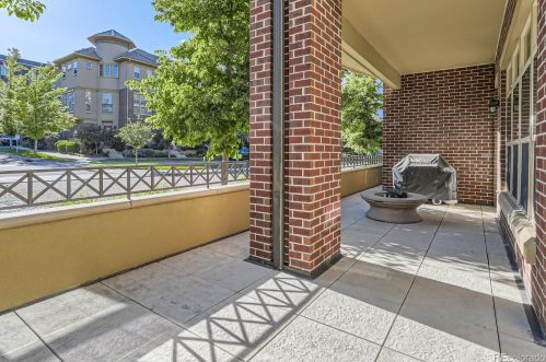 7820 Inverness Blvd, Englewood CO  80112-5713 exterior