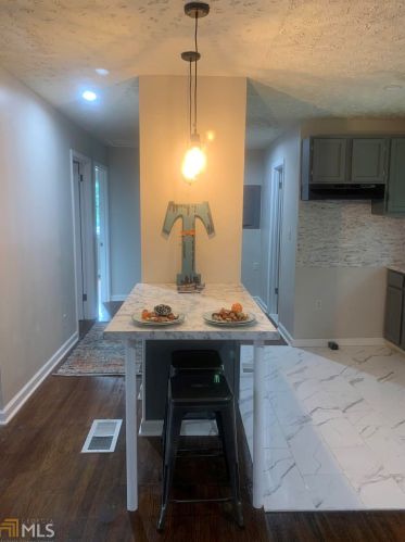 437 Fairlock Ln, Atlanta GA  30331-1519 exterior