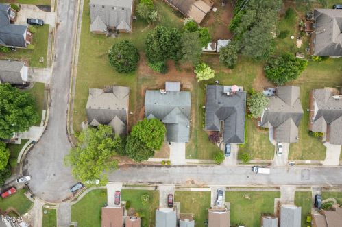 237 Oakwood Cir, Stockbridge GA  30281-6357 exterior