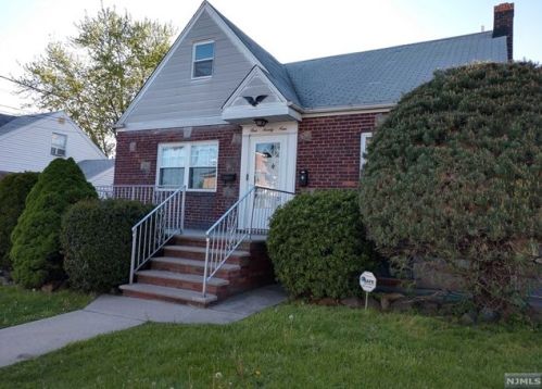 199 9th St, Fairview, NJ 07022-1608