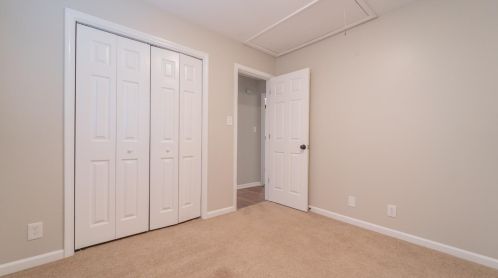 8436 Gordon Dr, Hammond IN  46322-1107 exterior