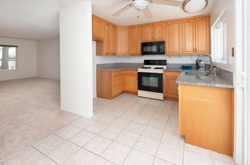 1729 Oldstone Ct, Palos Verdes Estates, CA 90275-1842