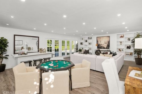 12821 Bonita Heights Dr, Santa Ana CA  92705-1319 exterior