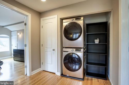 1511 Delmont Ln, Silver Spring MD 20912-7036 exterior