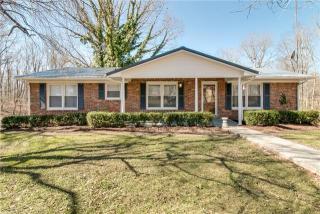 106 Langford St, Waverly, TN 37185-1308