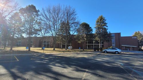 3155 Coachman Rd, Saint Paul MN  55121-6800 exterior