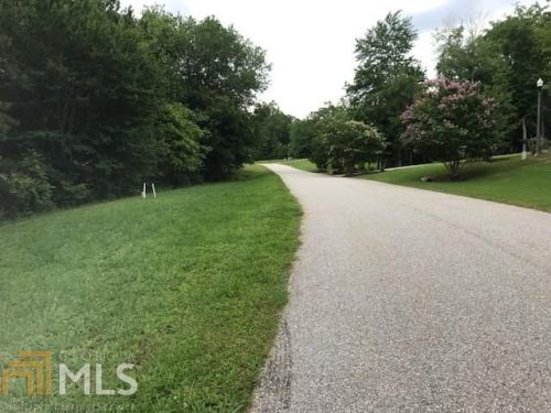 201 Hopes Cir, Demorest, GA 30535-5452