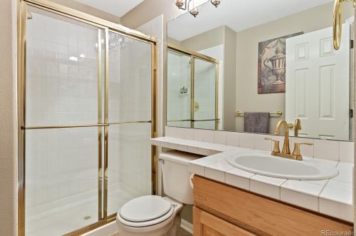 18771 Ida Ave, Aurora CO 80015-5118 exterior