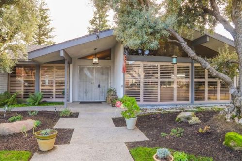2074 Fairmont Ave, Clovis, CA 93611-4110