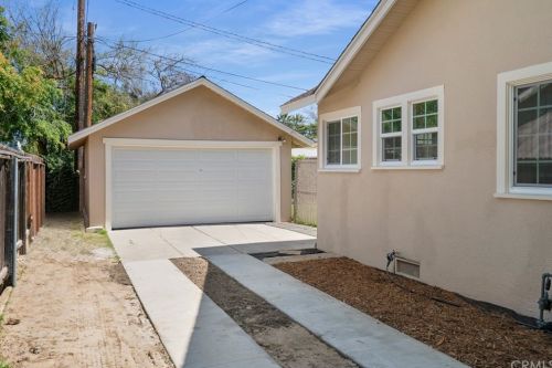 6236 Palm Ave, Riverside CA  92506-2078 exterior