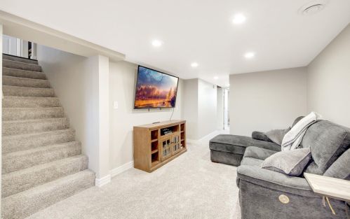 5214 County Line, Saint Paul MN  55110-1231 exterior