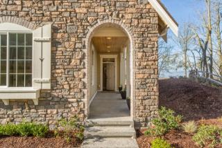 20146 37th St, Redmond, WA 98075-8406
