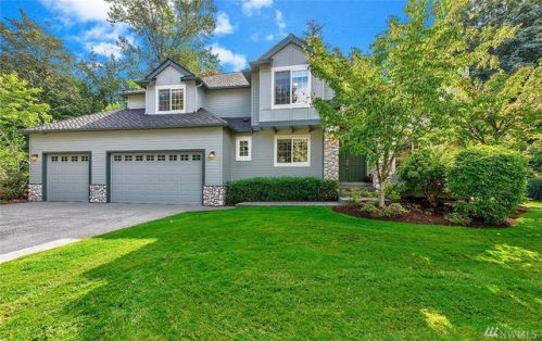4026 251st Way, Redmond, WA 98053-8557