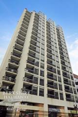 1212 Wells St, Chicago IL 60610-1906 exterior
