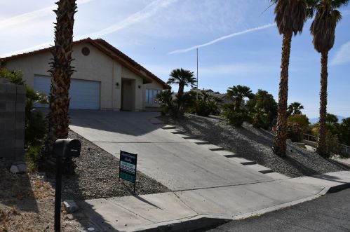 11270 Ambrosio Dr, Desert Hot Springs, CA 92240-2706