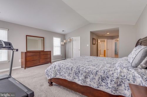 86 Butcher Ct, Shepherdstown WV  25443-4330 exterior