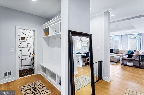 2707 1st St, Arlington VA  22204-1863 exterior