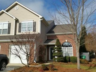 3957 Fountain Village Ln, High Point NC  27265-8057 exterior
