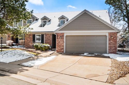 5996 Briarwood Cir, Englewood, CO 80112-1022