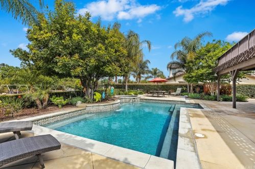 16107 Sierra Heights Dr, Riverside CA  92503-8413 exterior