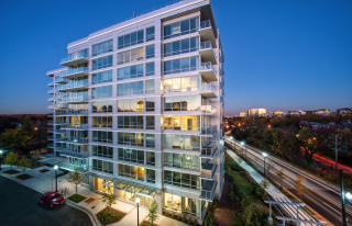 1947 Uhle St, Arlington VA  22201-3652 exterior