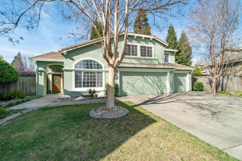 110 Loughridge Way, Folsom, CA 95630-5205