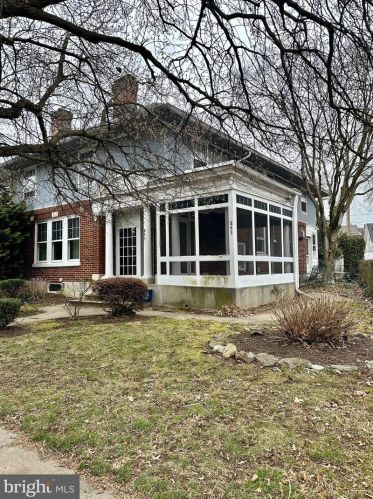 843 Arlington Rd, York, PA 17403-3101