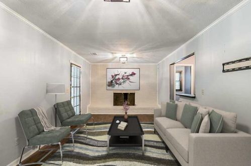 3219 Wintercreeper Dr, Lithonia, GA 30038-2668