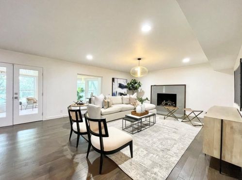 4300 Burney Dr, Austin TX  78731-1208 exterior