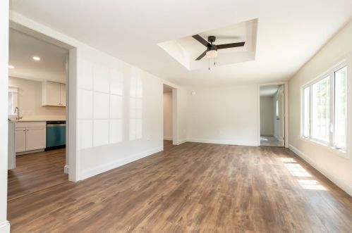 46 Chester Tpke, Allenstown, NH 03275-2232
