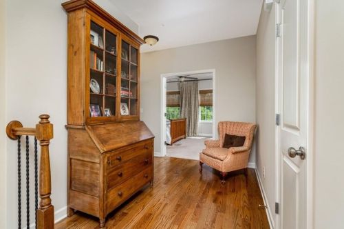 1301 Lullwater Park Cir, Atlanta GA  30306-4641 exterior