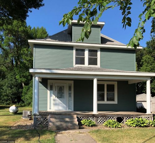 9048 23rd Ave, Montevideo, MN 56265-3611