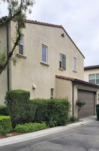 8371 Edgewood St, Chino, CA 91708-9327